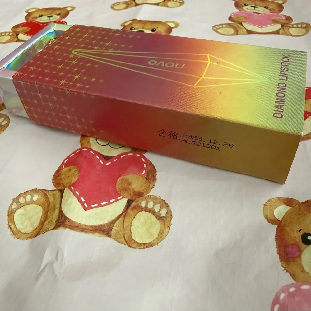 Classic Red Lipstick in Gorgeous Pink and Rose Gold Reflective Diamond Packaging